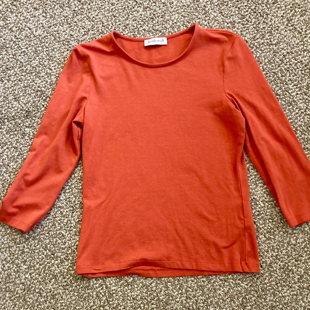 New listing-Kettlewell-Fitted 3/4 sleeve Coral/red tee shirt never worn.